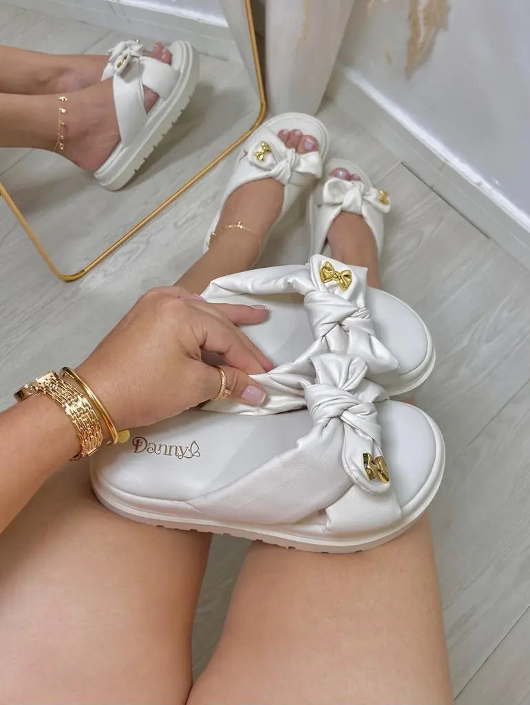 SANDALIA MIA